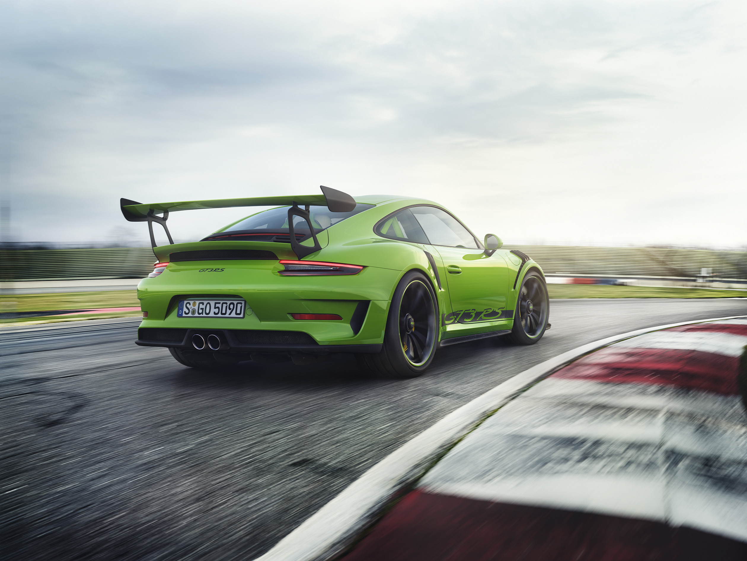 Porsche 911 gt3 RS 2018 Р·РµР»РµРЅС‹Р№